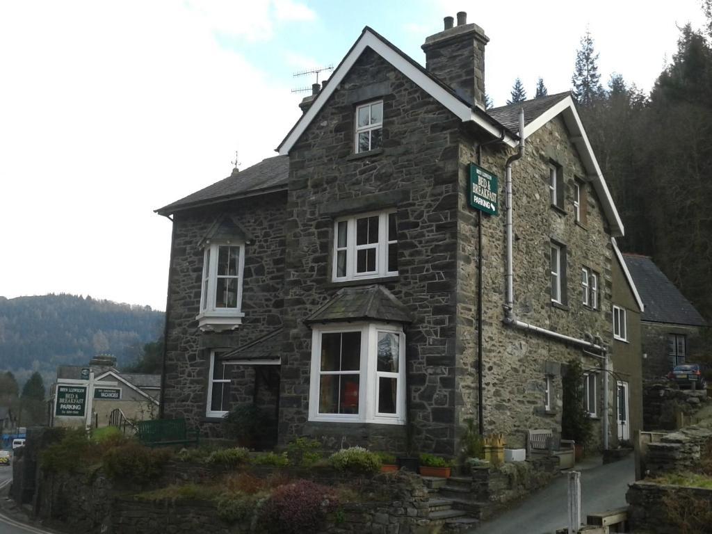 Bryn Llewelyn Acomodação com café da manhã Betws-y-Coed Exterior foto